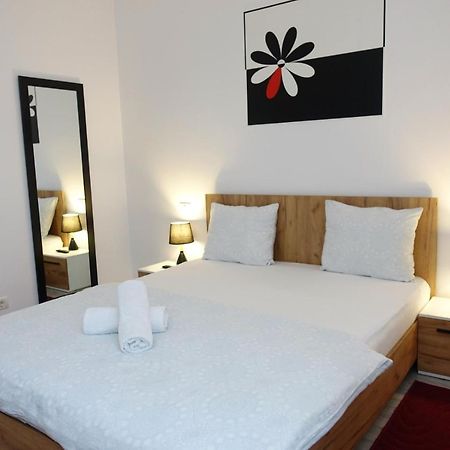 Balcescu Apartment Self Check-In Timisoara Bagian luar foto